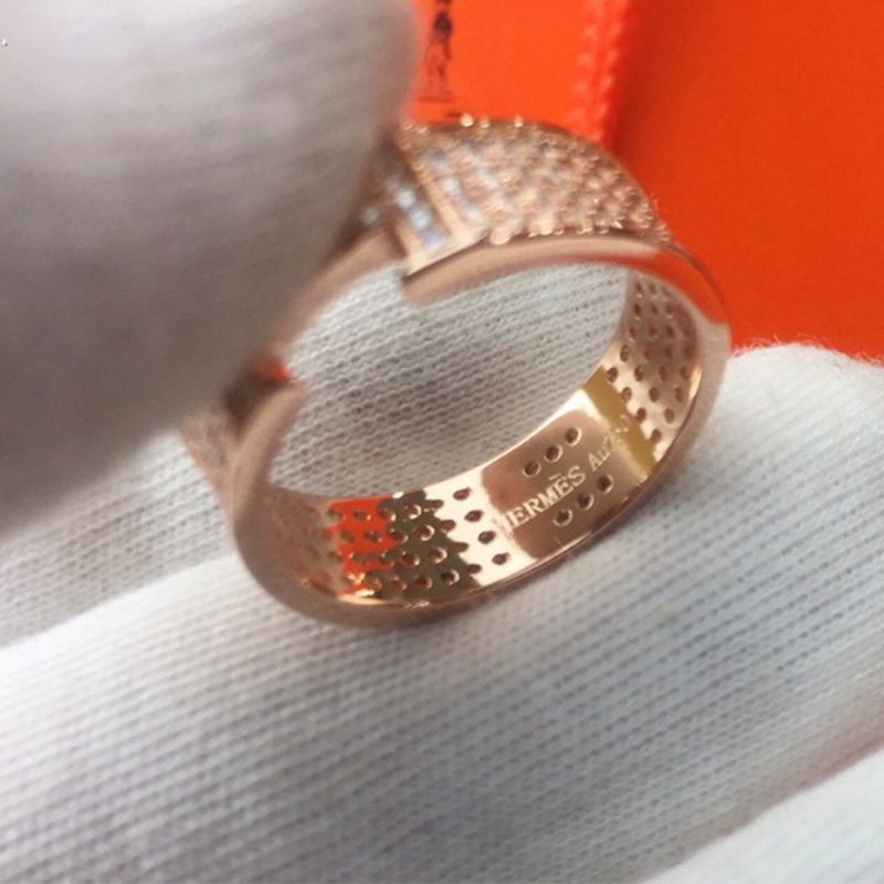 hermes-clic-h-crystal-ring-4.jpg
